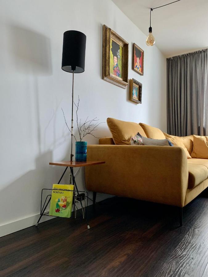 Metro Trocka Apartment Варшава Екстер'єр фото