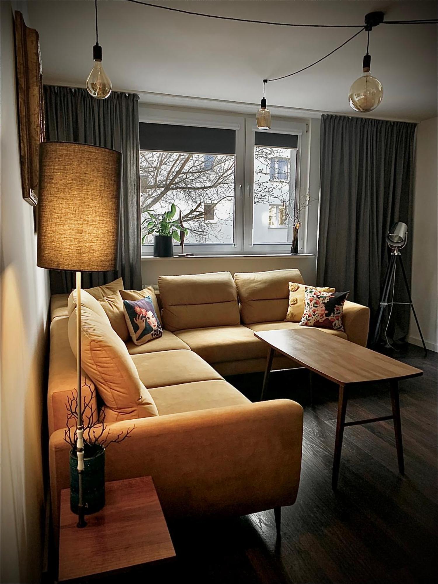 Metro Trocka Apartment Варшава Екстер'єр фото