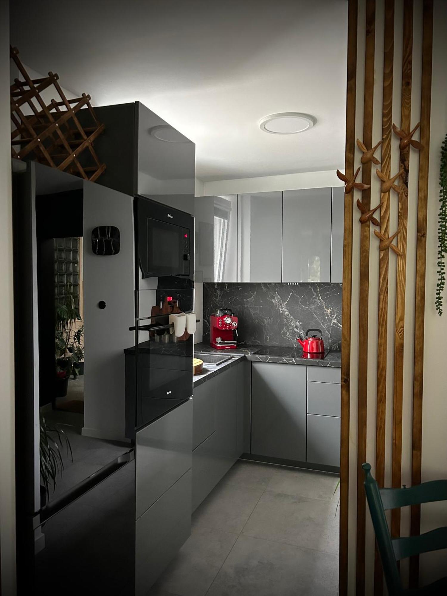 Metro Trocka Apartment Варшава Екстер'єр фото